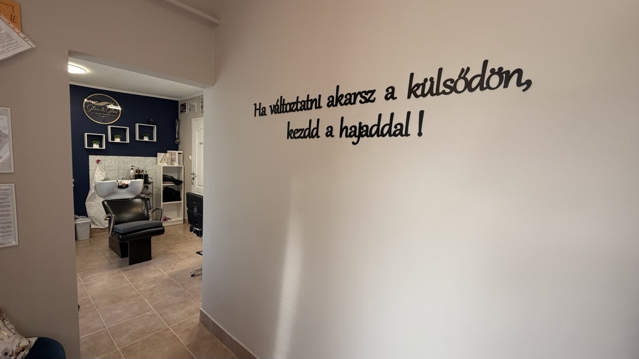 Ha változtatni akarsz a külsődön, kezdd a hajaddal!